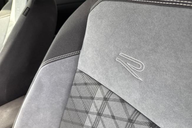 VOLKSWAGEN Polo Photo 43