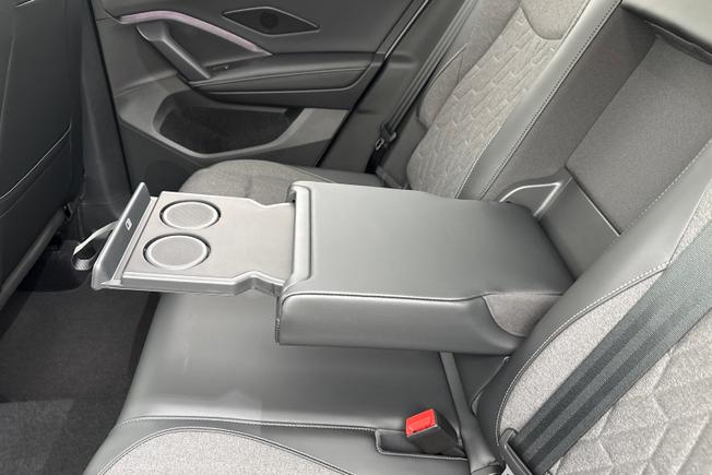 VOLKSWAGEN Tiguan Photo 30