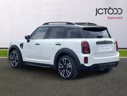 MINI COUNTRYMAN Photo 3