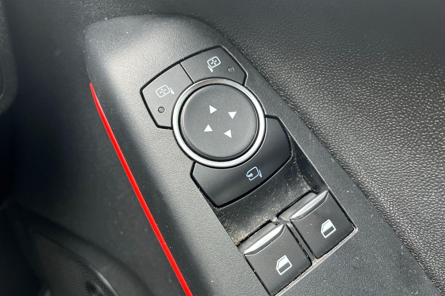 Ford Fiesta Photo 15