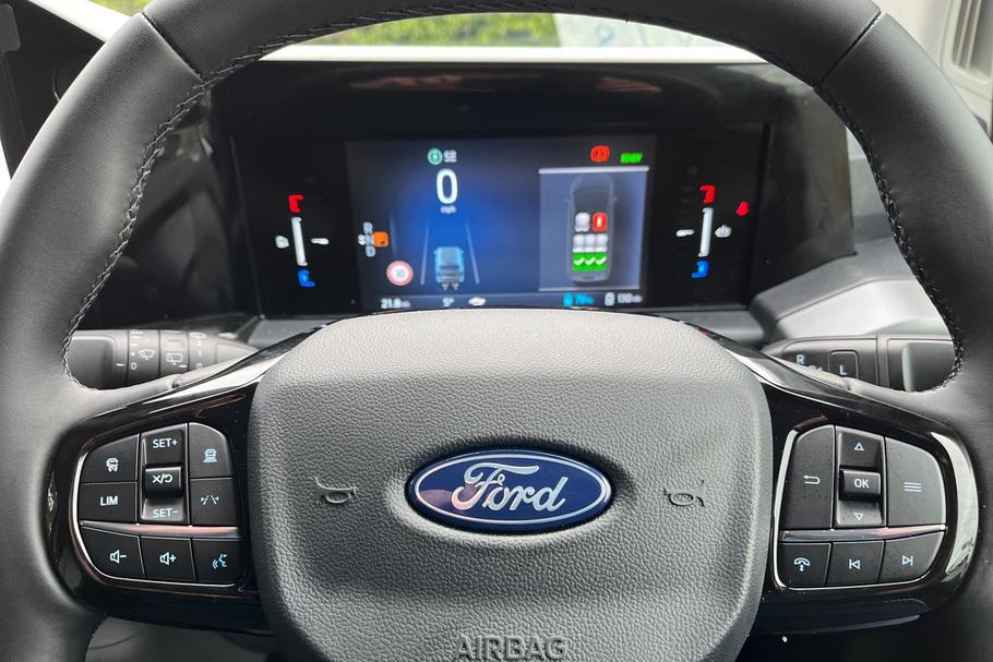 Used Ford E-TOURNEO CUSTOM 33