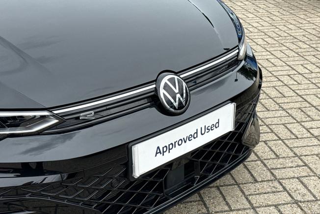 VOLKSWAGEN Golf Photo 50