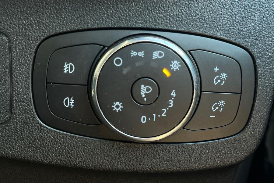 Ford PUMA Photo autoimg-e1b40077f55317a17cf6988ea27b55981c275fb1.jpg
