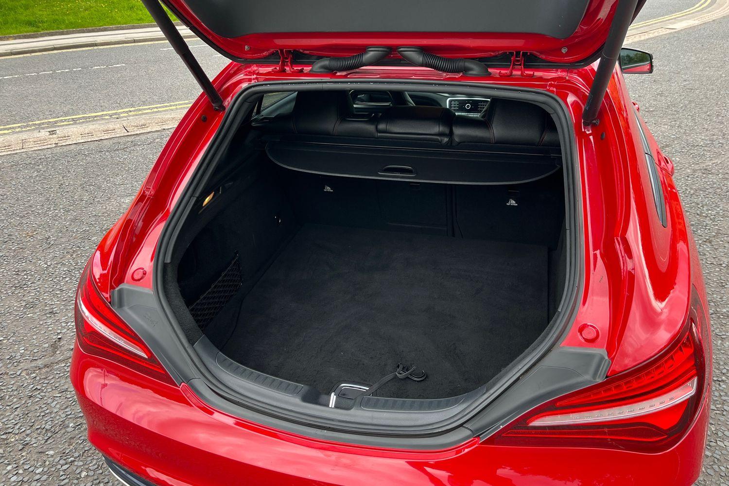 Mercedes-Benz CLA Photo 20