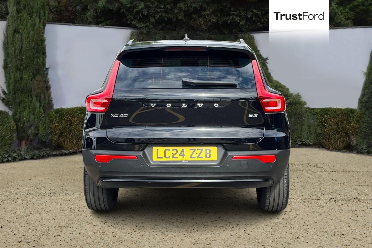Volvo XC40 Photo 6