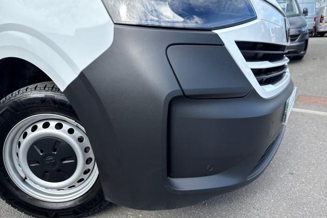 VOLKSWAGEN E-Transporter Photo 21