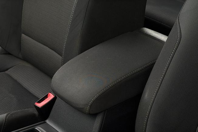 VOLKSWAGEN Golf Photo 42