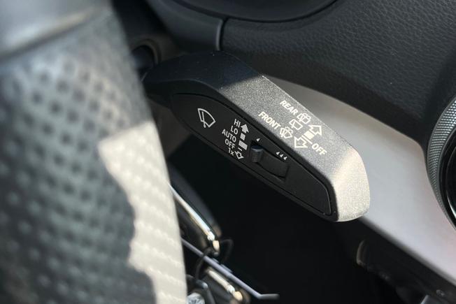 Audi Q2 Photo 56