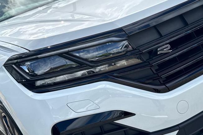 Volkswagen Touareg Photo 19