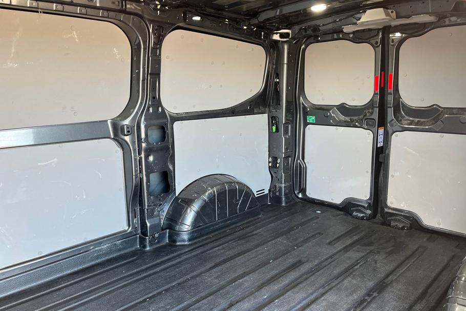 Used Ford TRANSIT CUSTOM HV24LYP 4