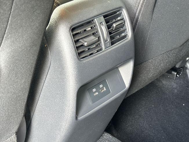 NISSAN Qashqai Photo 40