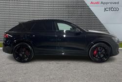 AUDI Rsq8 Photo 4