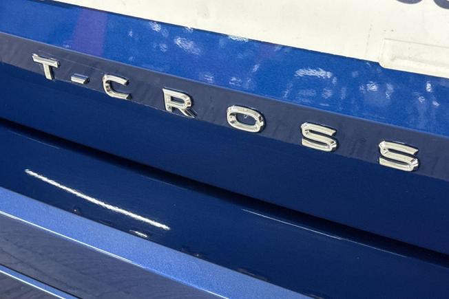 VOLKSWAGEN T-Cross Photo 37