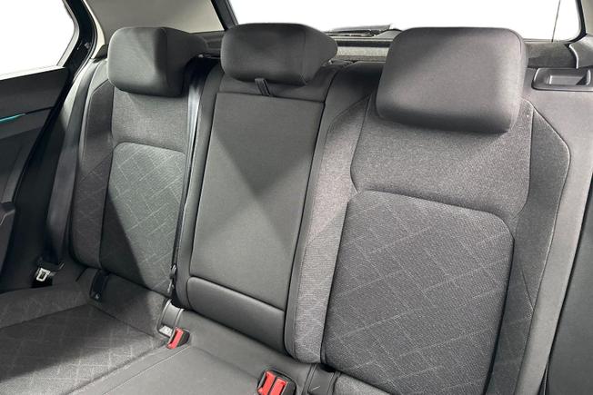 VOLKSWAGEN Golf Photo 9