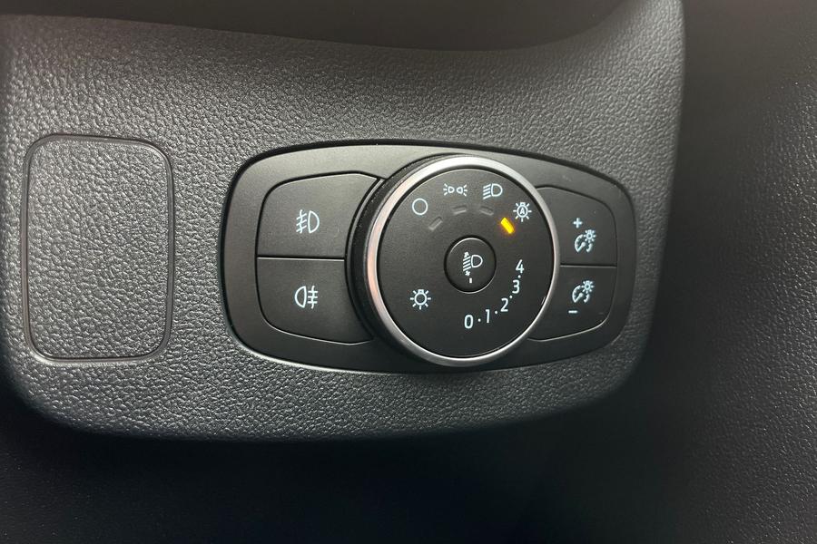 Ford Puma Photo autoimg-e1caba2e6044e7b815bd133f8def8208e33a6ef7.jpg