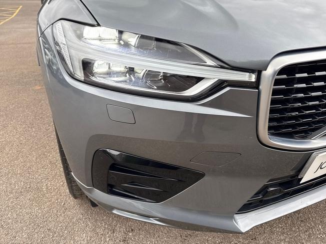 VOLVO XC60 Photo 30