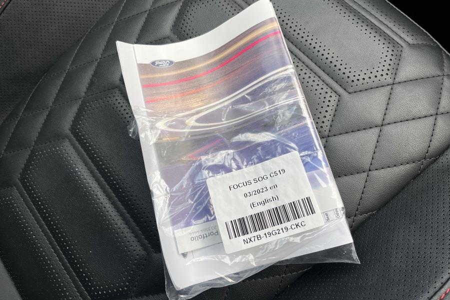 Ford FOCUS Photo autoimg-e1cfad3116024170b8cc7bb80c82e6c62570e1c2.jpg