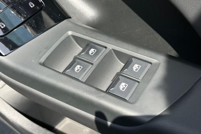 AUDI Q6 E-Tron Photo 39