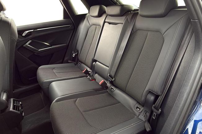 Audi Q3 Photo 9