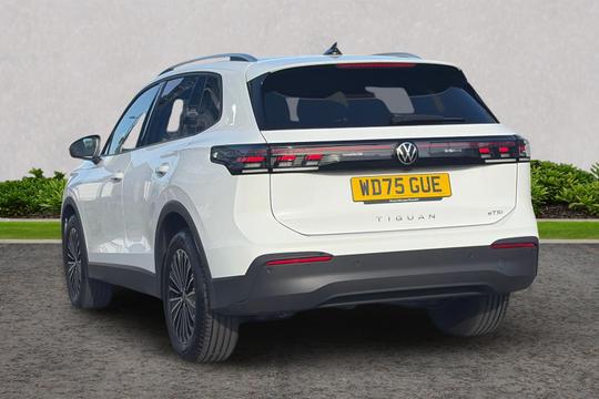 Volkswagen Tiguan Photo autoimg-e1d6b1c6644fa38e0cdaa76942cc5f6a88115f16.jpg