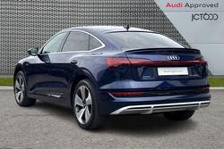 Audi e-tron Photo 3