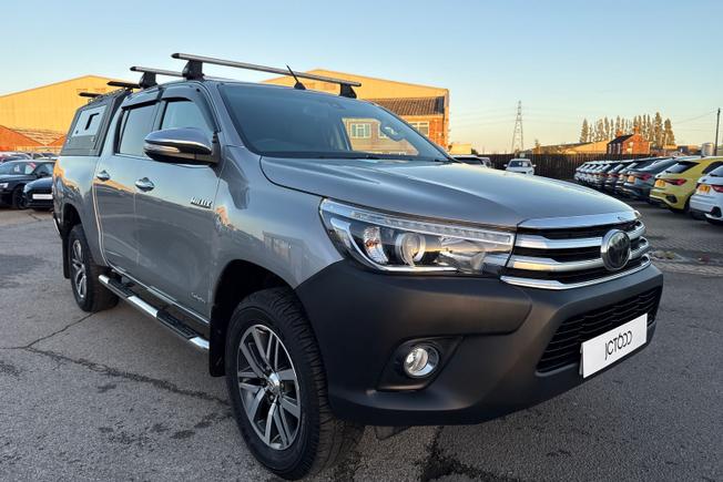 TOYOTA Hilux Photo 22