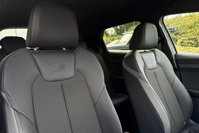 AUDI A1 Photo 32