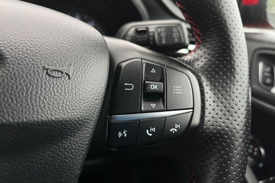 Ford FOCUS Photo autoimg-e1dcd0f234bb60c8df517e74f1563eedb7c1e7d7.jpg