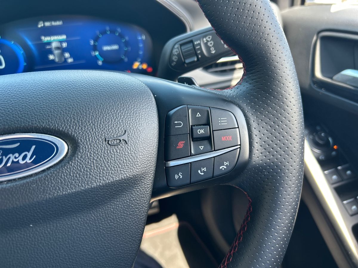 Ford Focus Photo 15