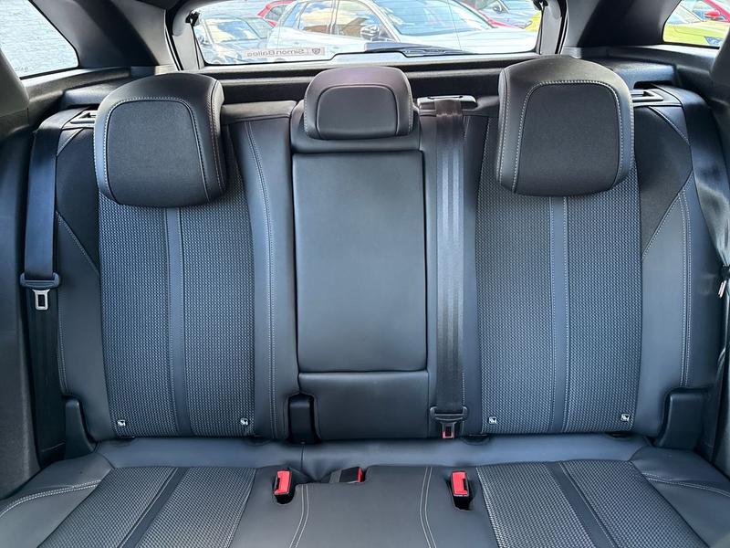 Used Peugeot 3008 RJ73KOE 29