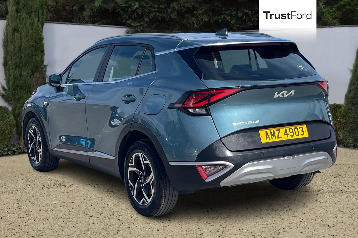 Kia SPORTAGE Photo 1