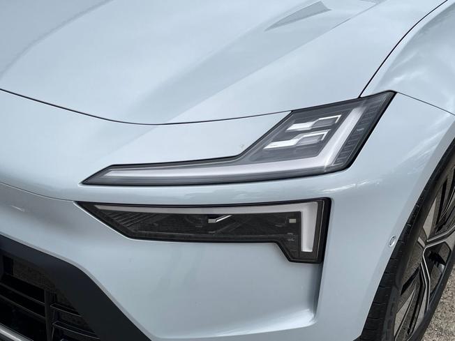POLESTAR 4 Coupe Photo 19