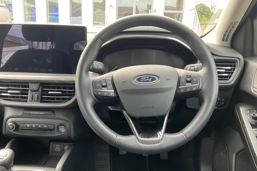 Ford Focus Photo autoimg-e1e148d29bc35d0b80721f9dc4cc4ef80eef9849.jpg