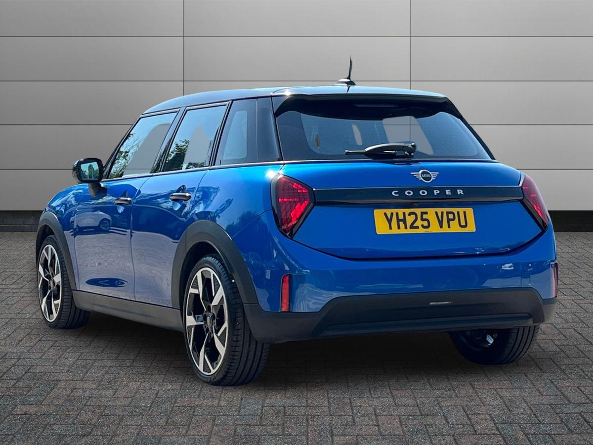 MINI Cooper Photo 1
