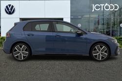 VOLKSWAGEN Golf Photo 4