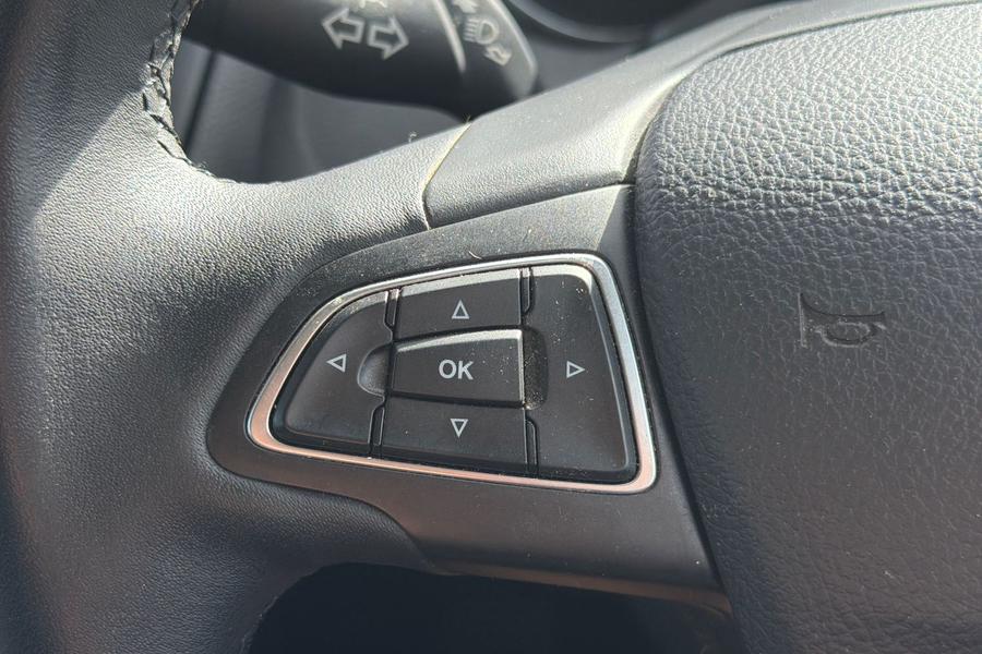 Ford Focus Photo autoimg-e1ea4df0884d719d32684b99543c7fd3613446f5.jpg