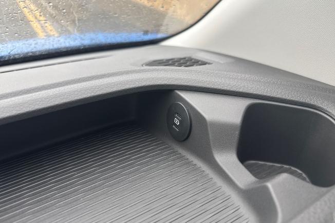 Volkswagen Transporter Photo 37