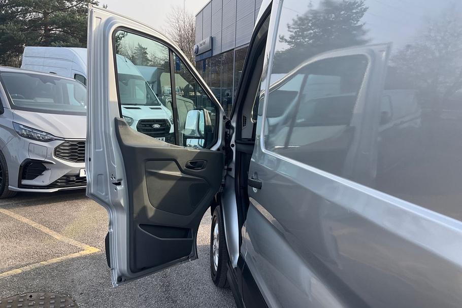 Used FORD TRANSIT HN24DWM 18