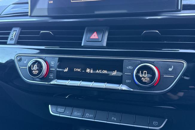 AUDI A4 Photo 34