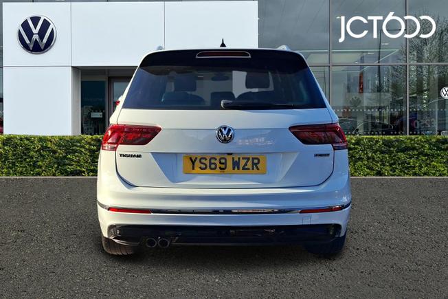 VOLKSWAGEN Tiguan Photo 7
