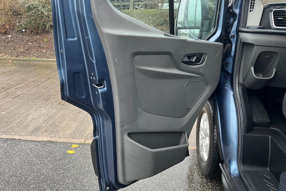 Used Ford TRANSIT WV75VRP 17