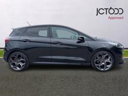 FORD Fiesta Photo 4