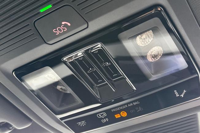 AUDI Q4 e-tron Photo 36