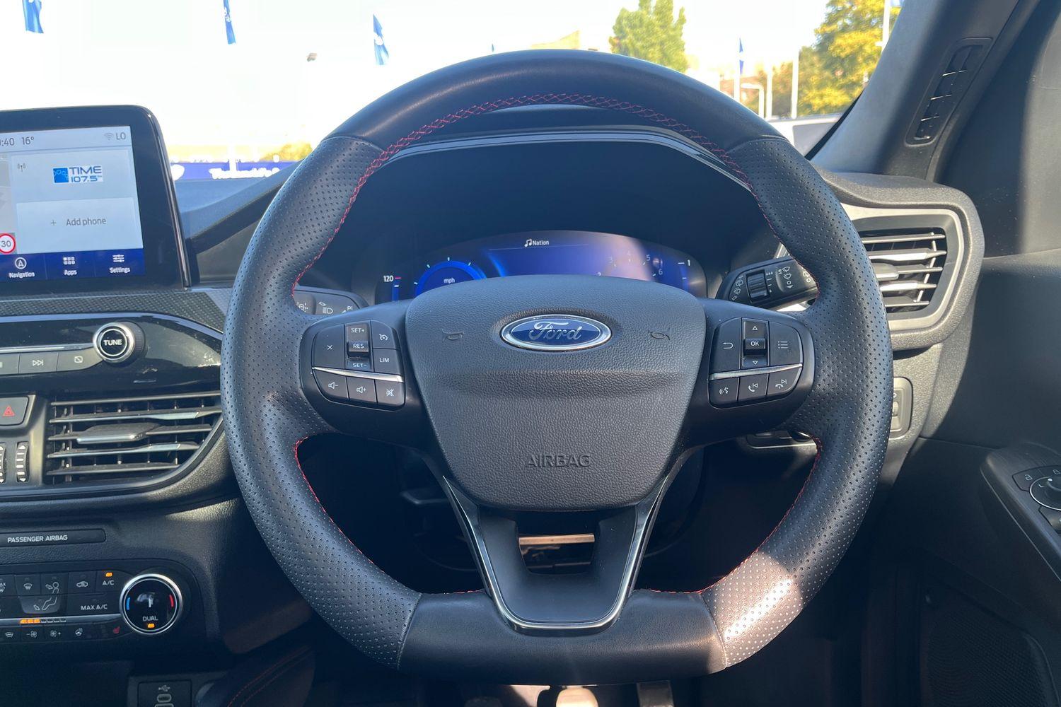 Ford KUGA Photo 11