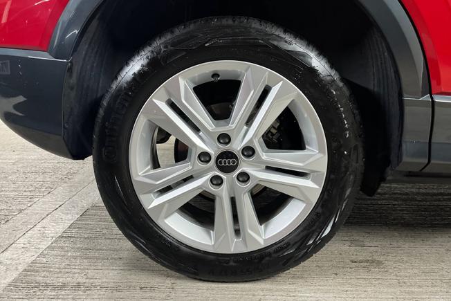 AUDI Q2 Photo 5