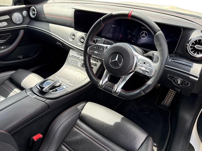 MERCEDES-BENZ E Class Photo 6