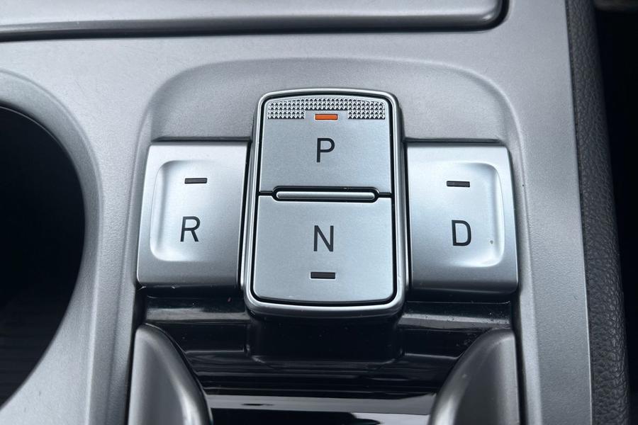 Hyundai KONA Photo autoimg-e209128dd86fe198ef83eeaf5b8ec920b917c3a6.jpg