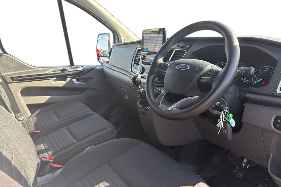 Used FORD TRANSIT CUSTOM MM73UHT 14