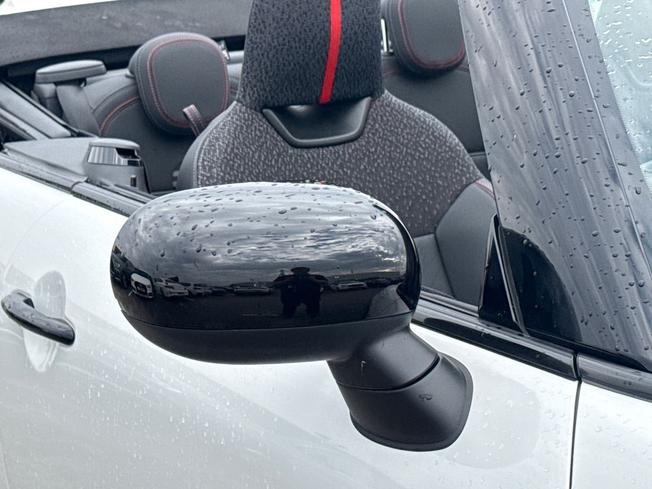 MINI Cooper Photo 19