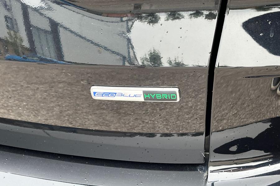Ford KUGA Photo autoimg-e2118c0cebeb695f56af01a51ec4f1751d4201d2.jpg